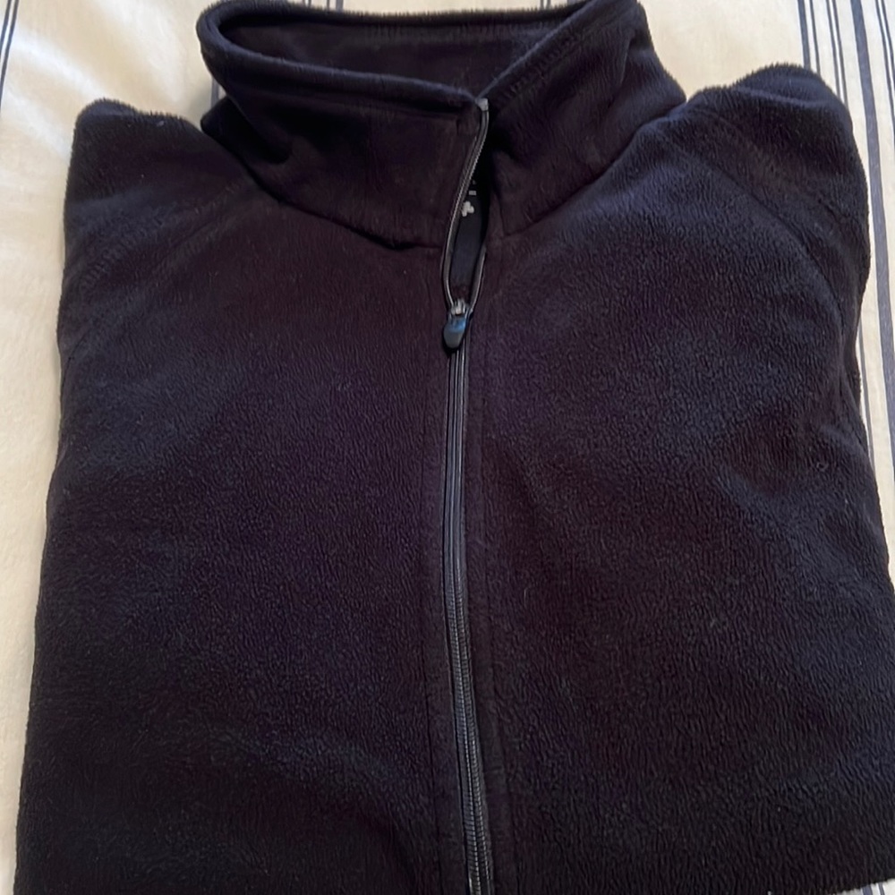Women’s fleece Tek Gear XL with zipper and pockets